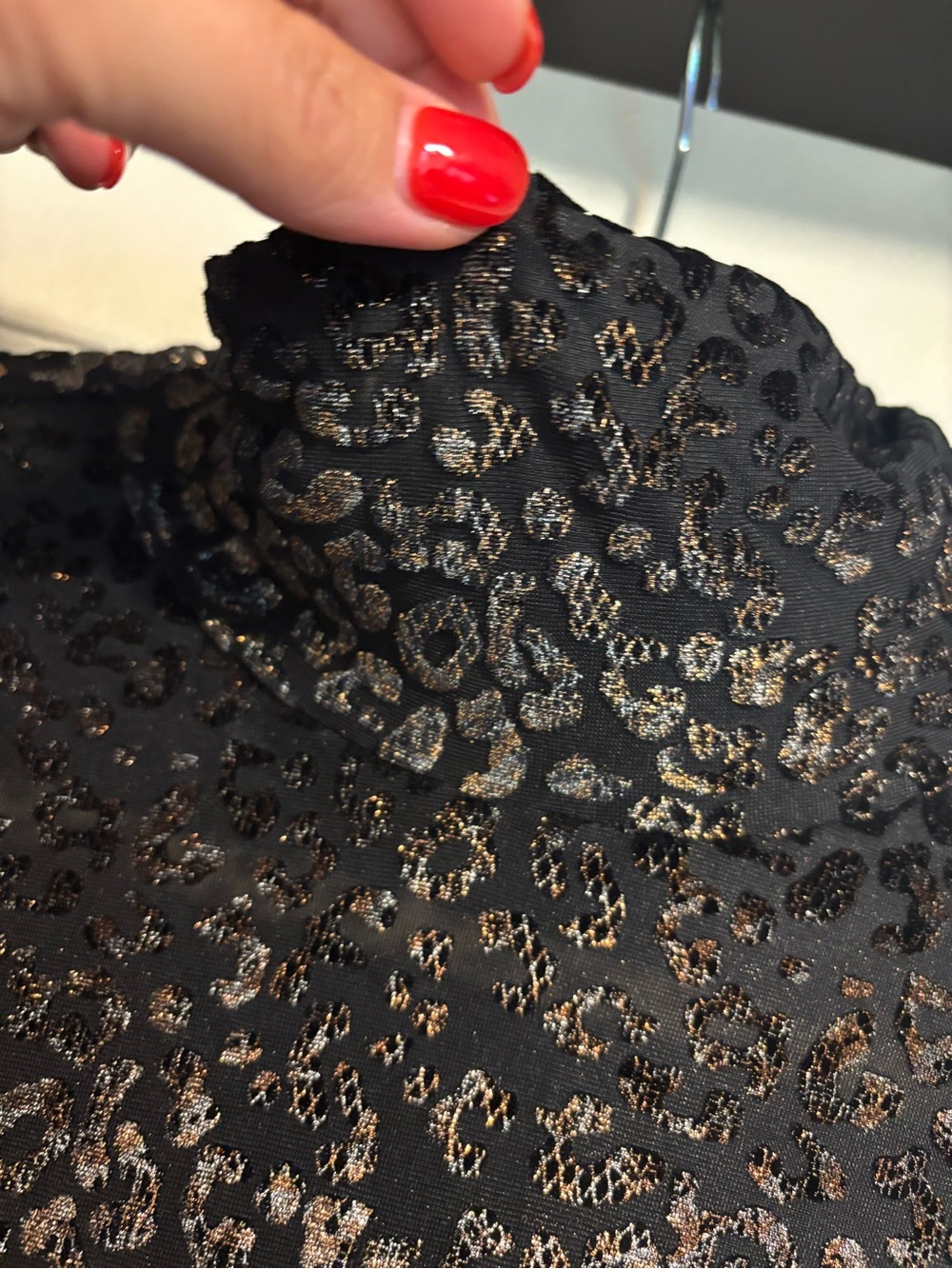 Steve Madden Black and Gold Metallic Leopard-Print Long Sleeve Midi Dress Size M - Picture 3 of 6